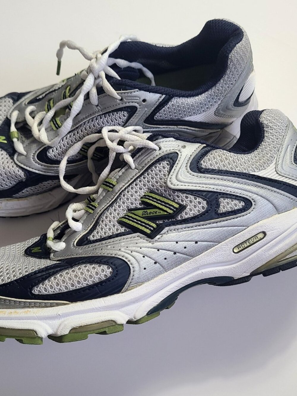 New Balance 858 Stability Men's US 11 Green Blue Silver Walking Sneakers Shoes